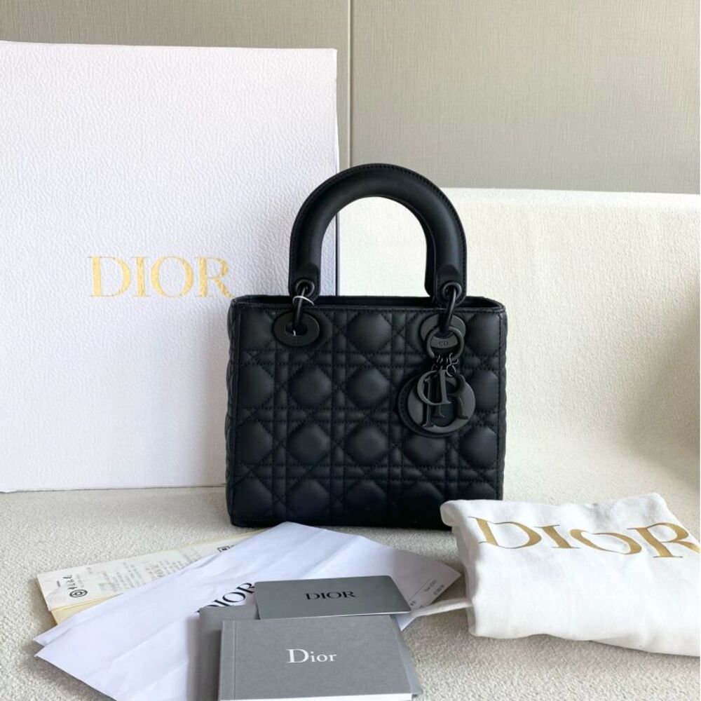 Dior Women Pre-Loved Bag Very Good Condition
